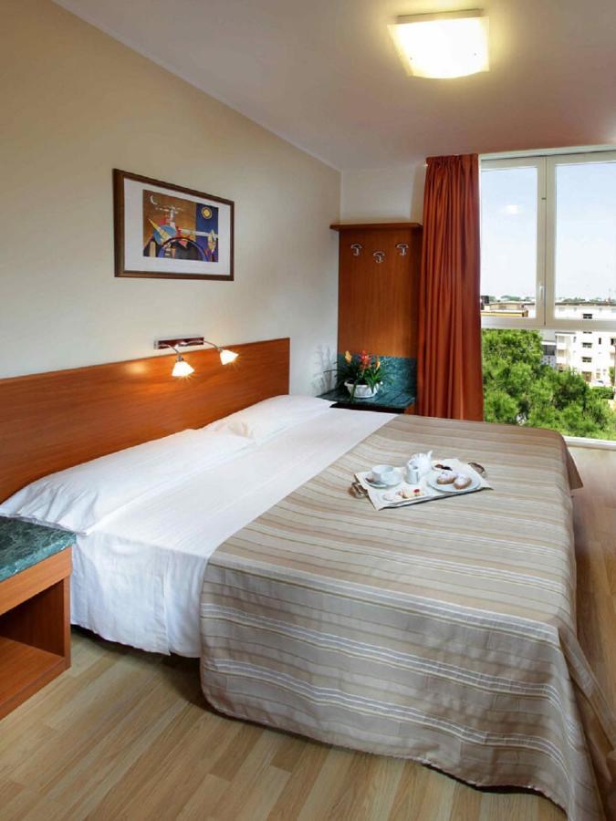 Hotel Bembo Бибионе Экстерьер фото