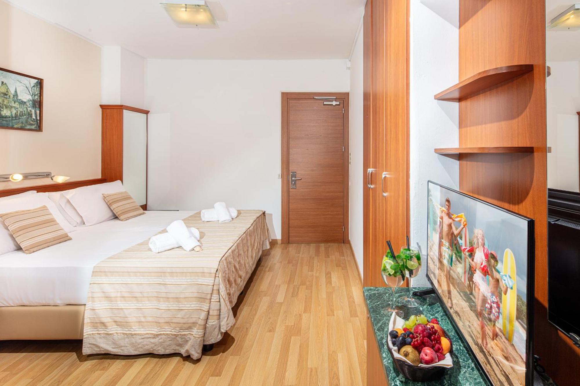 Hotel Bembo Бибионе Экстерьер фото