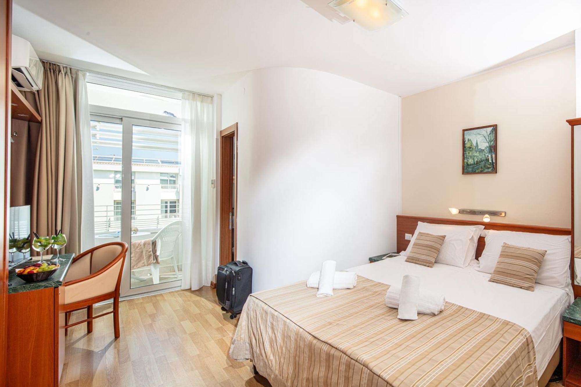 Hotel Bembo Бибионе Экстерьер фото