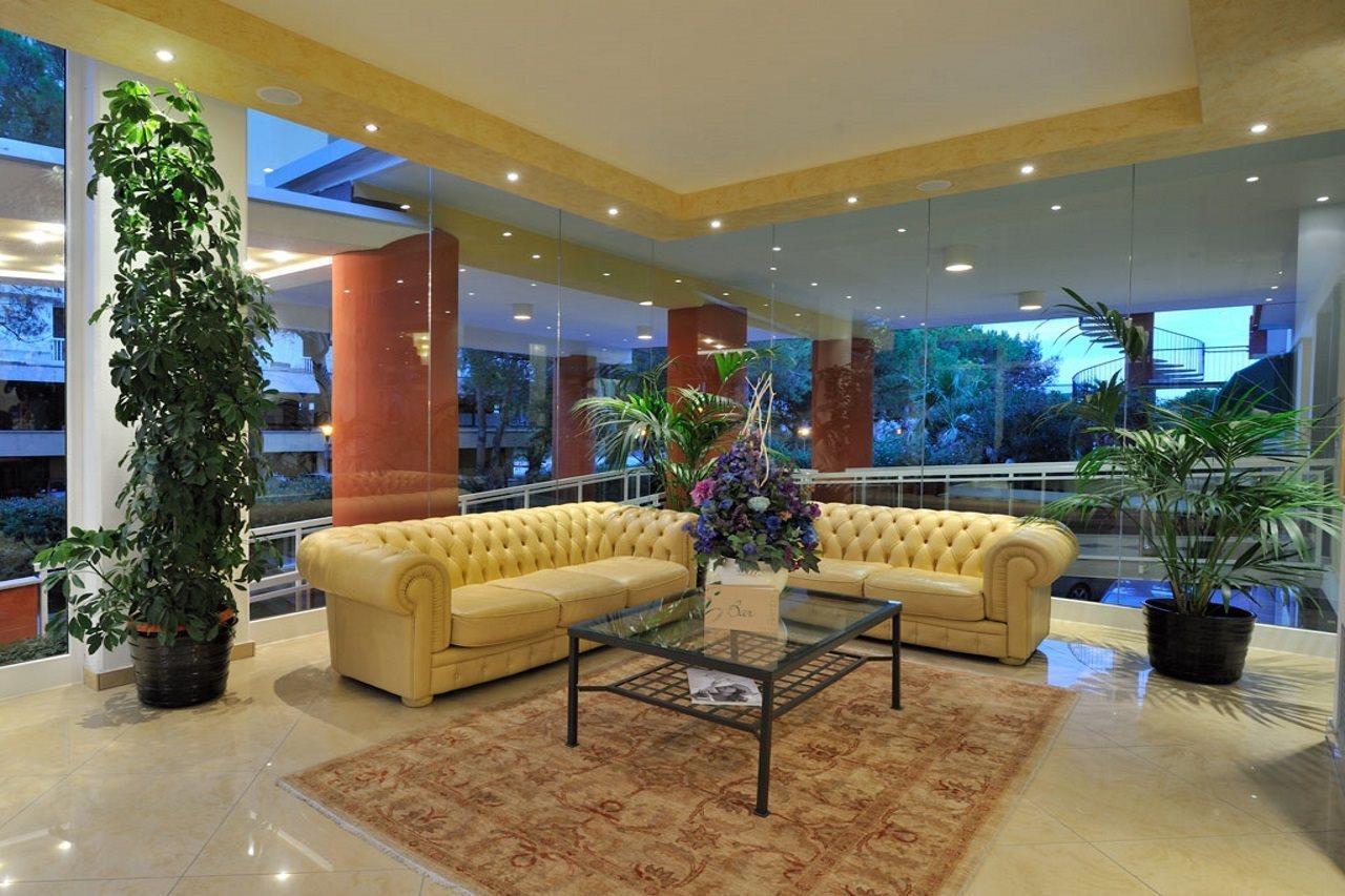 Hotel Bembo Бибионе Экстерьер фото